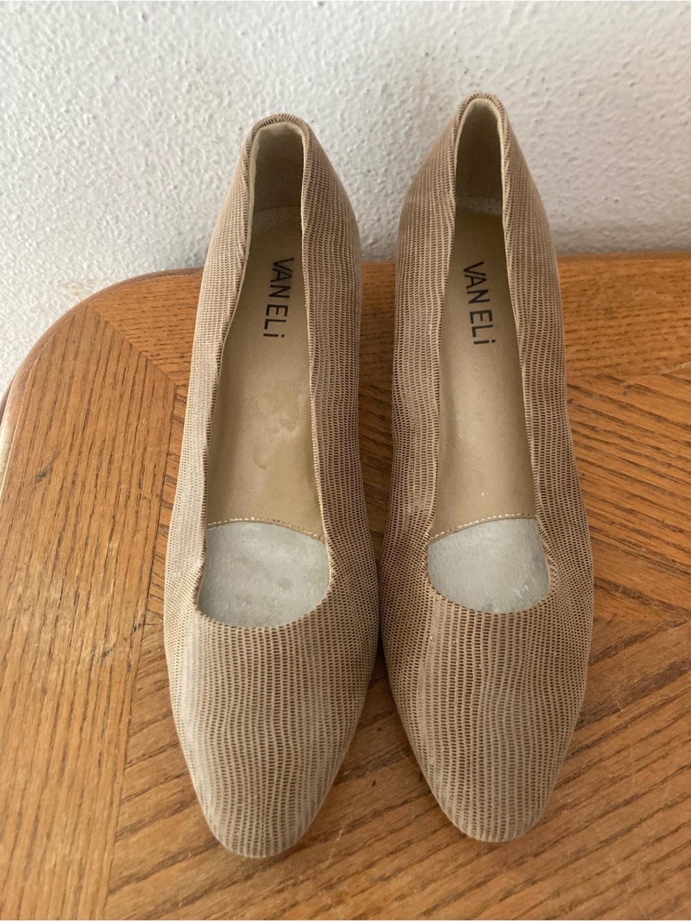 VAN ELI Vintage Lizard Print Suede Leather Heels (6.5 Wide)